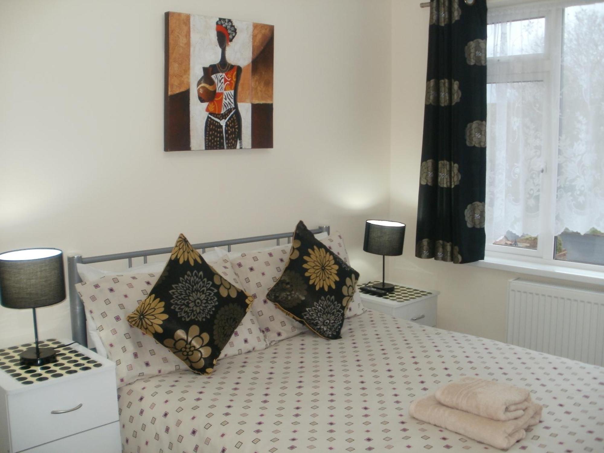 London Heathrow Guesthouse Хитроу Экстерьер фото