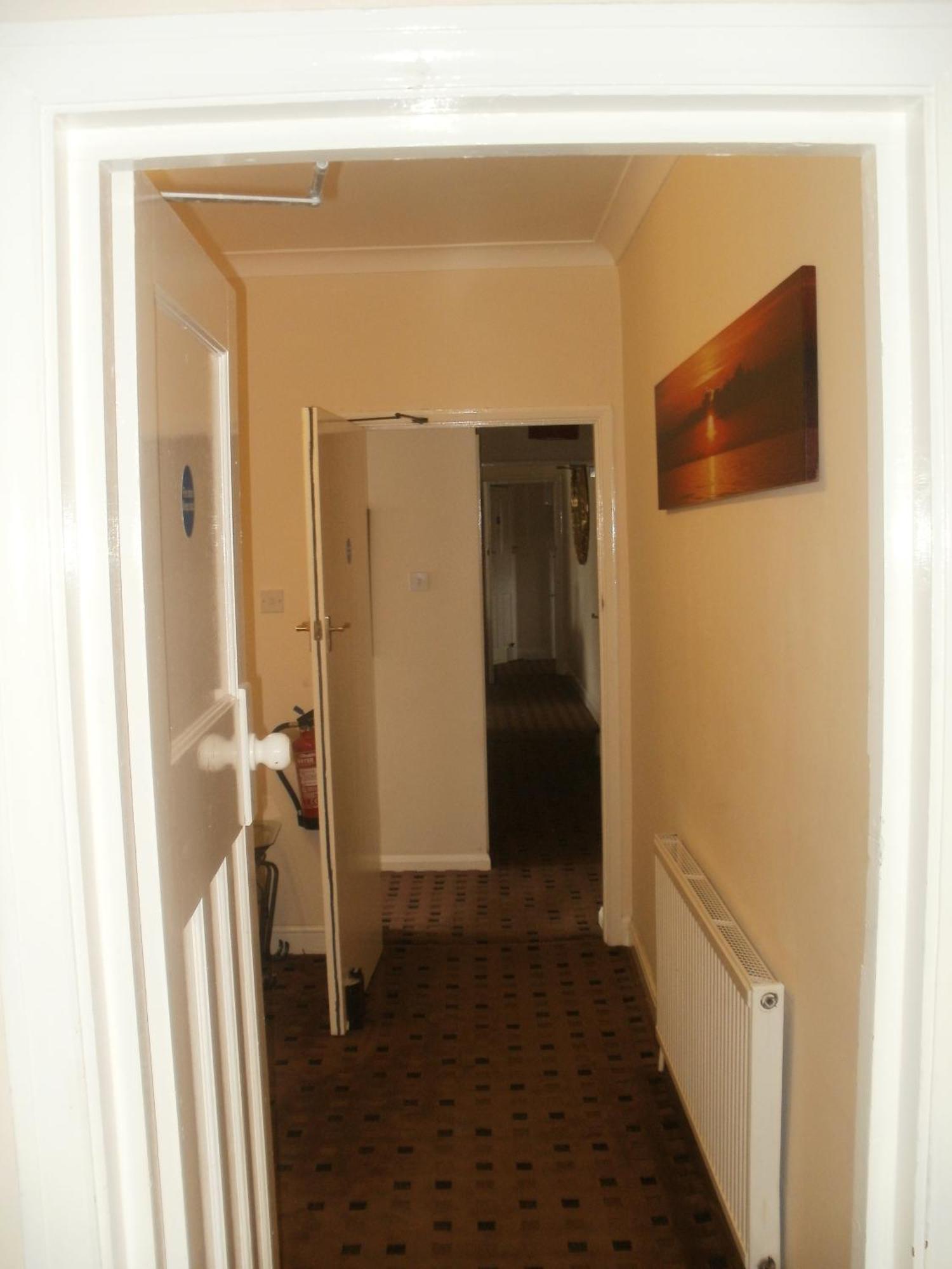 London Heathrow Guesthouse Хитроу Экстерьер фото