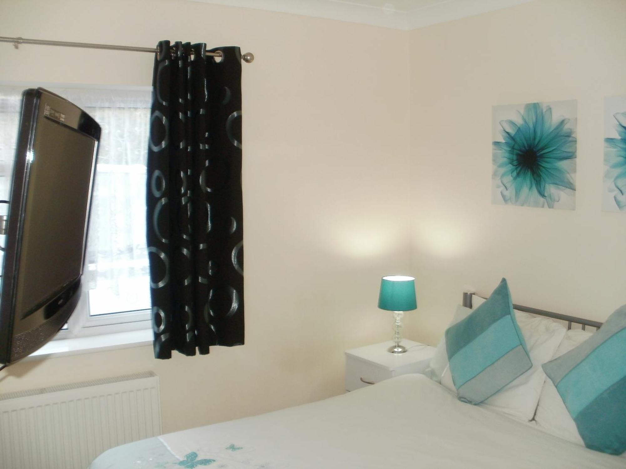 London Heathrow Guesthouse Хитроу Экстерьер фото